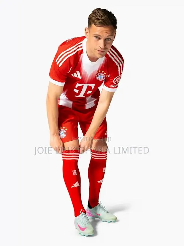 Football Jerseys · Photo 1