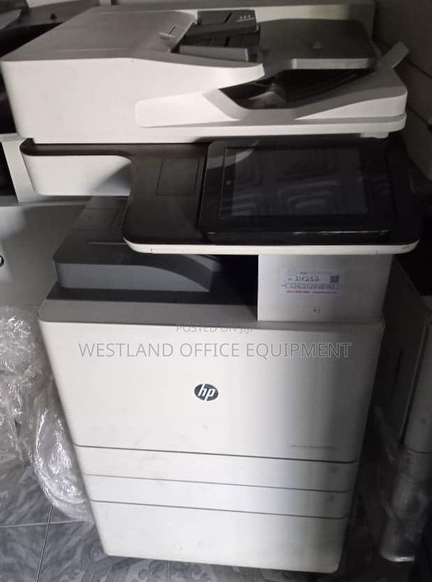 Hp Color Laserjet Managed MFP E77822 · Photo 1