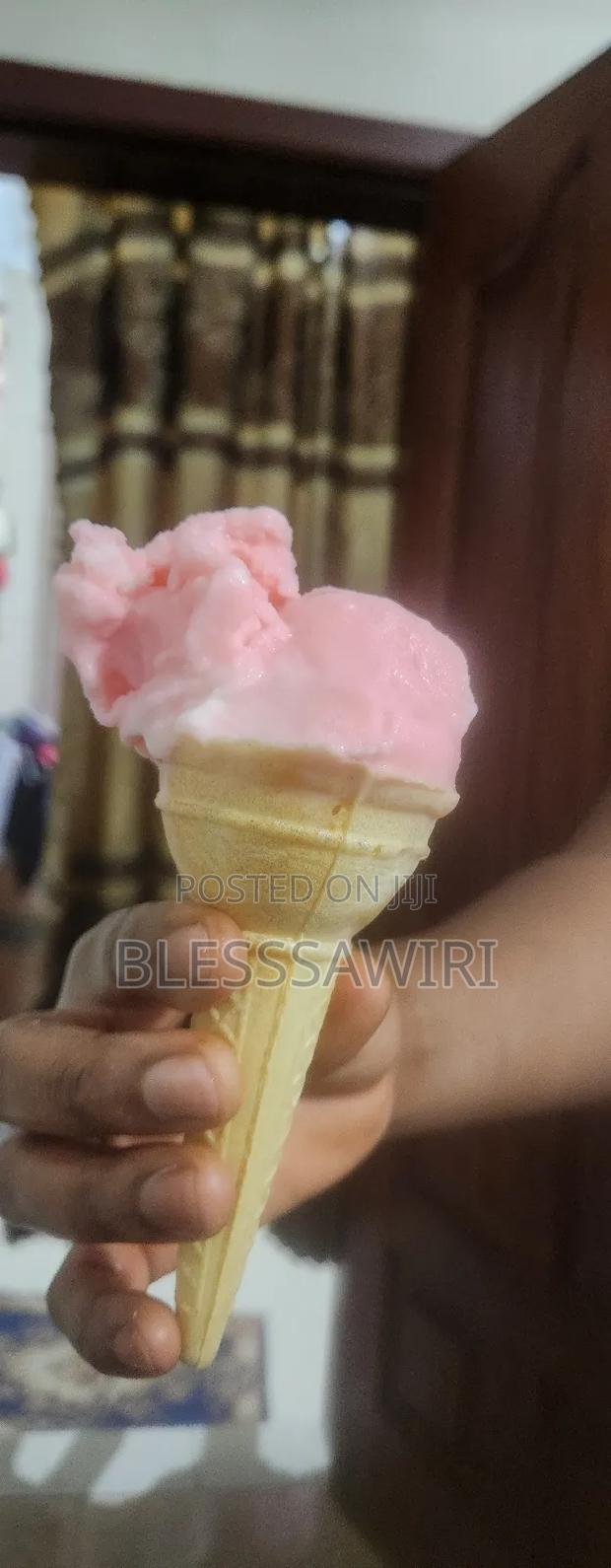 Delicious Ice Cream for Sale · Photo 1