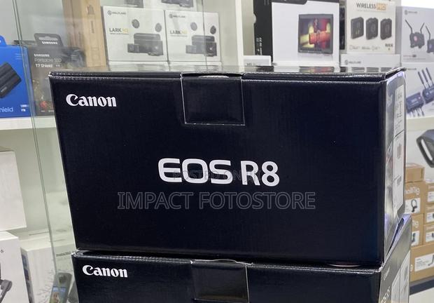 Canon Eos R8 Mirrorless Camera · Photo 1