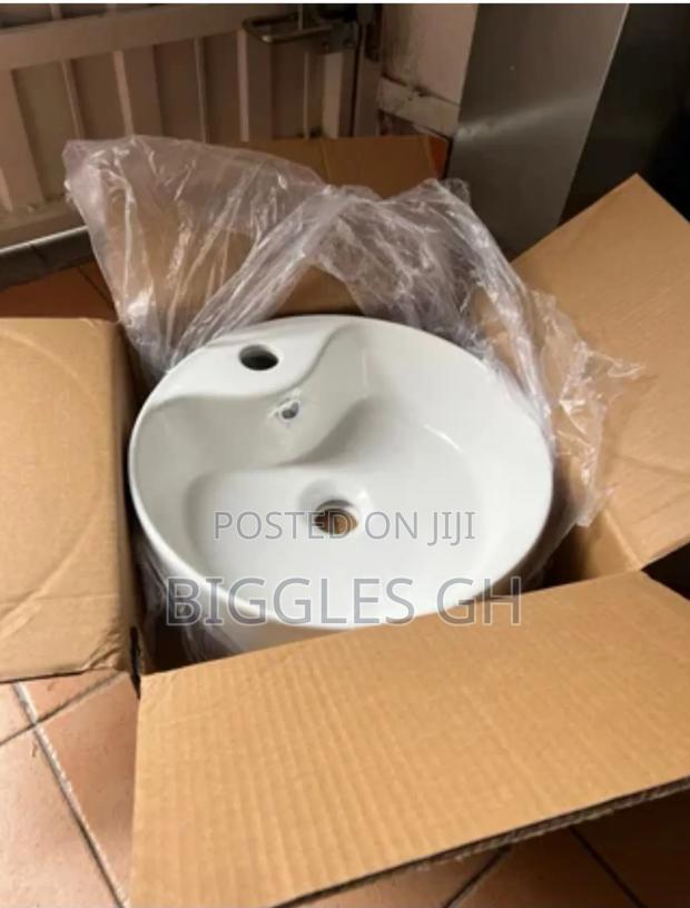 Pedicure Bowl/ Countertop Basin · Photo 2