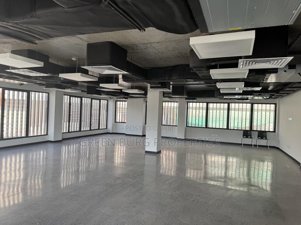 Office Space to-Let · Photo 2