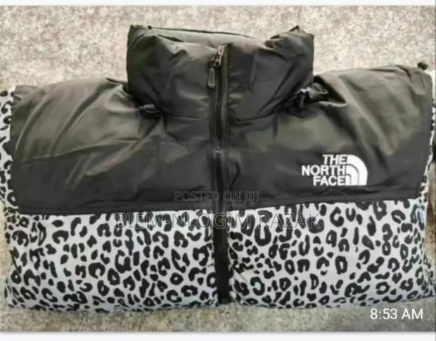 Authentic North Face Gucci Jackets Available In Stock · Photo 2
