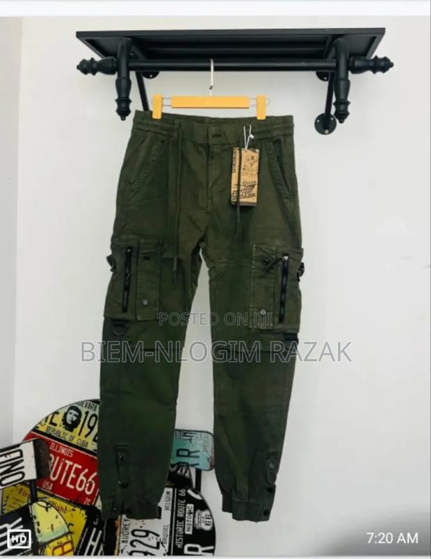 Authentic Cargo Pants Available in Stock · Photo 3