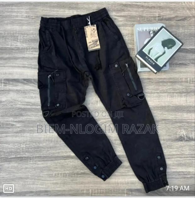 Authentic Cargo Pants Available in Stock · Photo 4