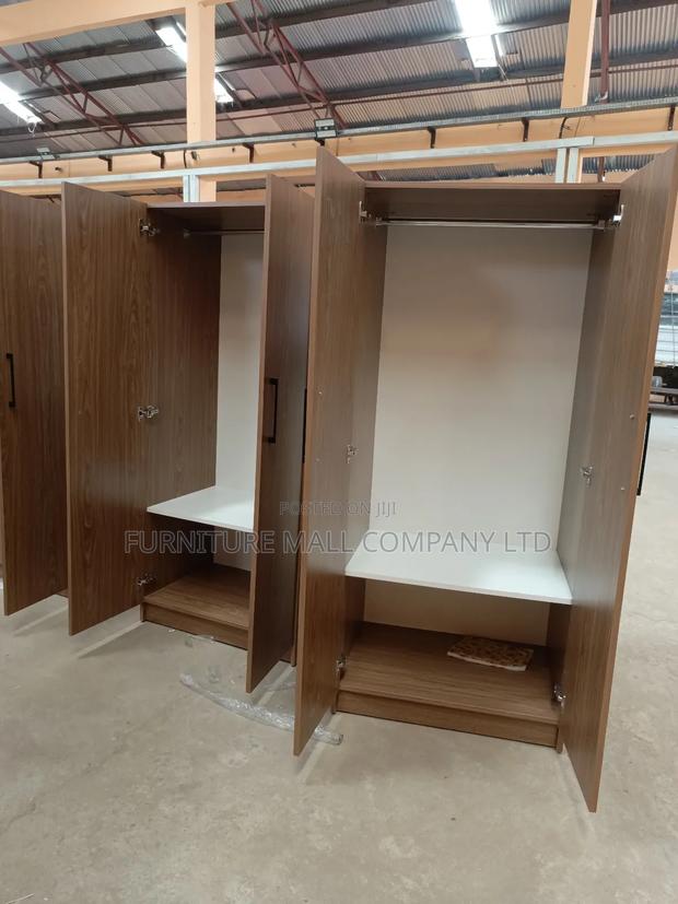Elegantly Cute 2in1 Wardrobe Available as SeenFree D · Photo 1