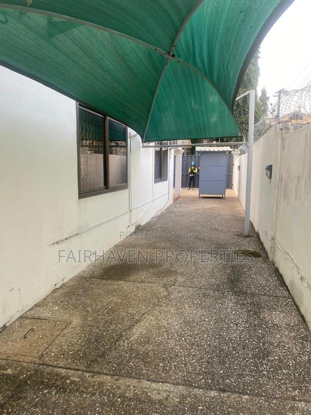 3bdrm House in Cantonment/Labone, Cantonments for rent · Photo 8