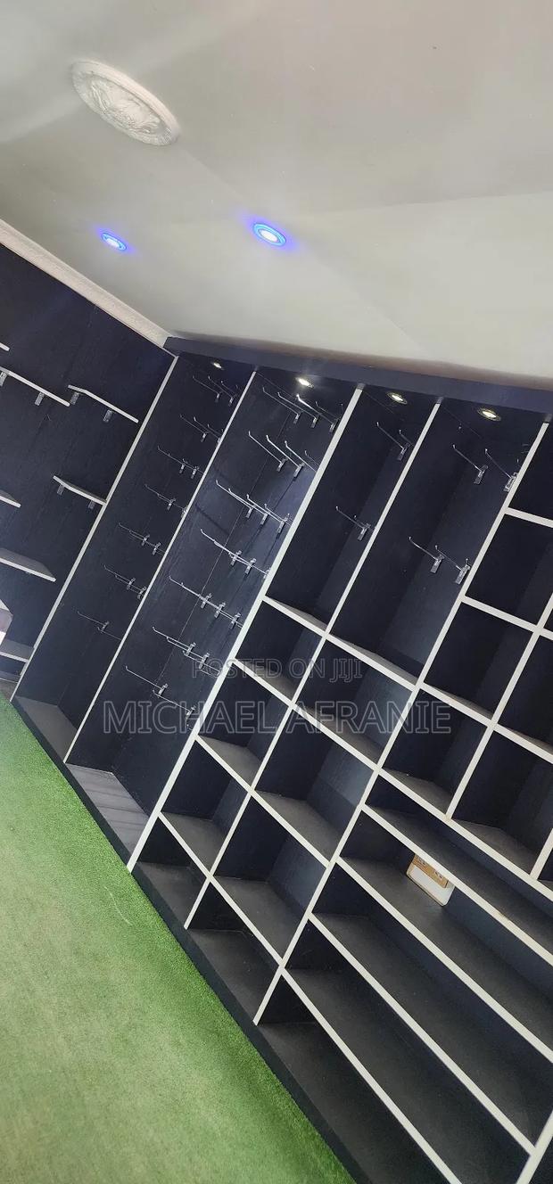 20 X10 Ft Container for Sale Neat Interior · Photo 8