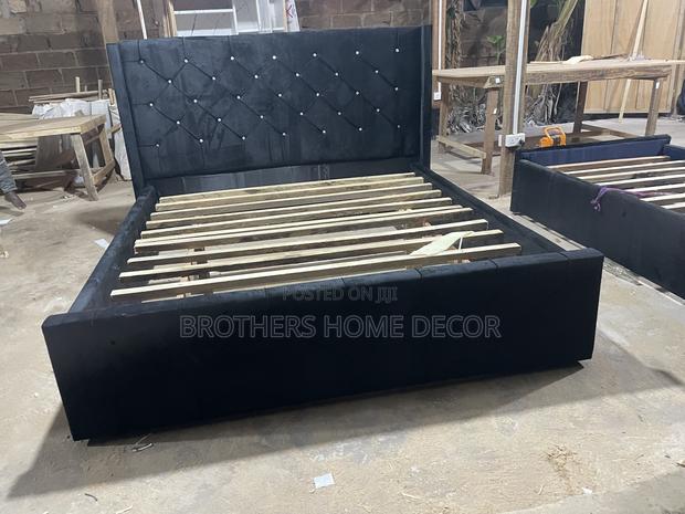 Christmas Gift Queen Size Bedframe. Call and Gift a Friend · Photo 2