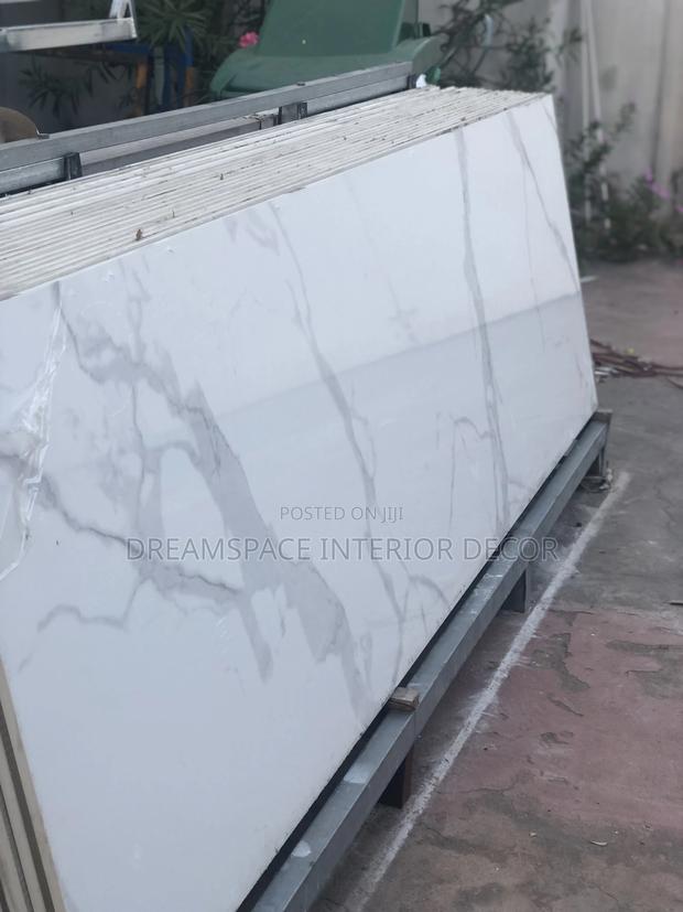 Affordable Sintered Stone for Modernizing Walls and Kitchen · Photo 2