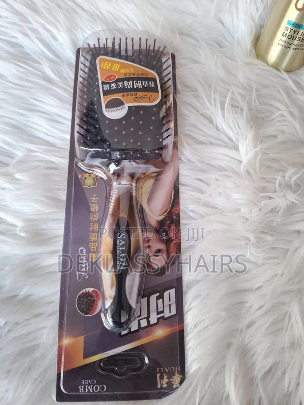 Styling Set for Wigs · Photo 2