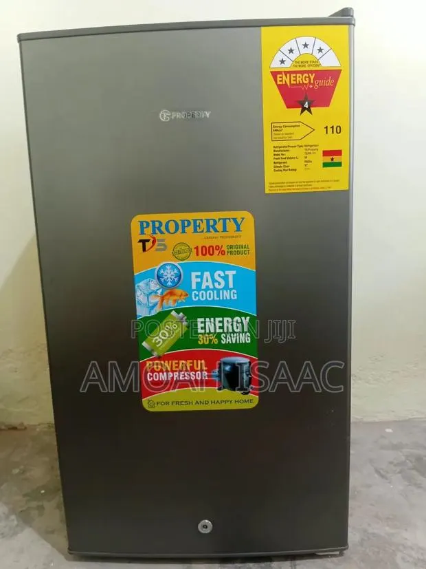 Table Top Refrigerator + Free Stand · Photo 1