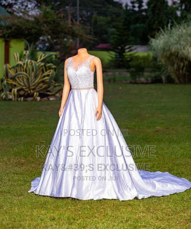 Wedding Gowns · Photo 1