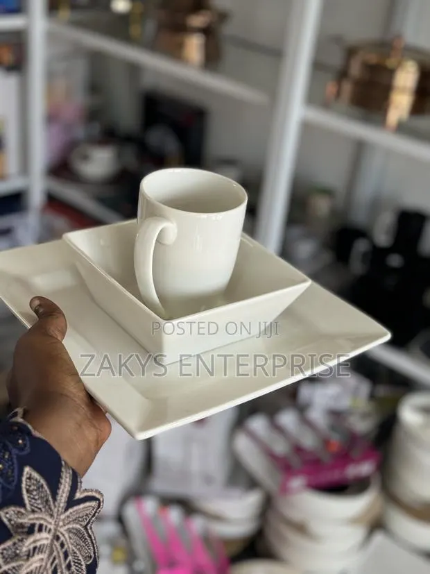 Square Dinnerset 12pcs · Photo 1