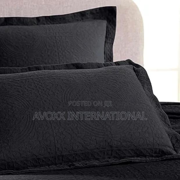 Superior Cotton Fleur De Lis Bedspread Set/ Queen Size · Photo 2
