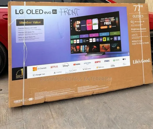 Stunning Clarity and Cinematic LG 77" OLED Evo AI Smart TV · Photo 1
