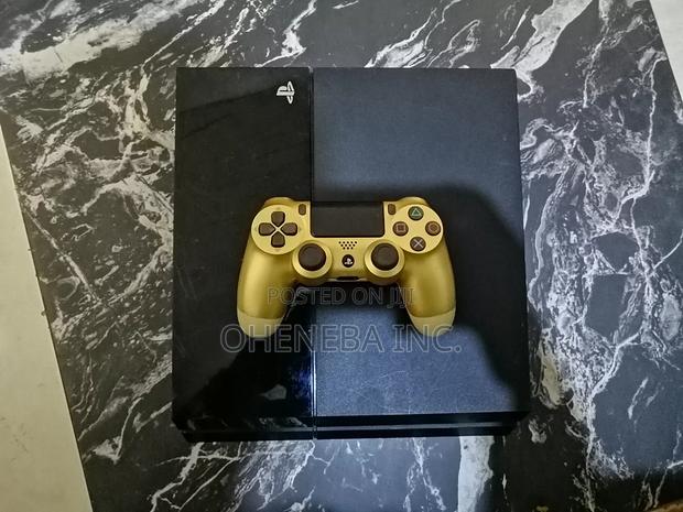 Ps4 Jailbreak With FC27+Other Games + 2 Controllers · Photo 1