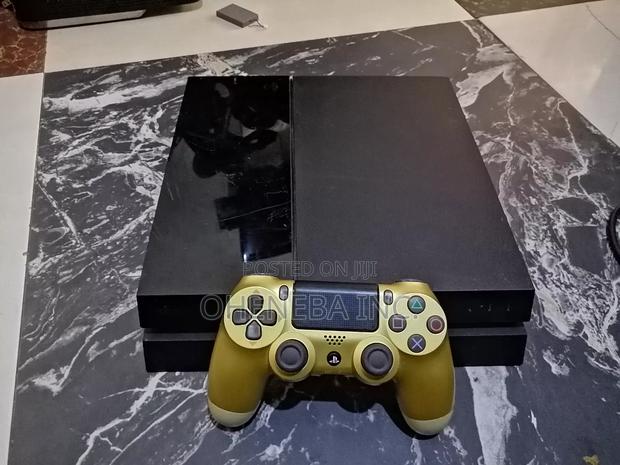 Ps4 Jailbreak With FC27+Other Games + 2 Controllers · Photo 3