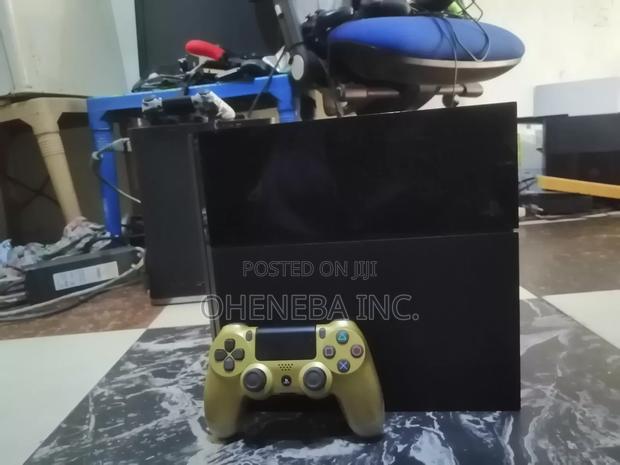 Ps4 Jailbreak With FC27+Other Games + 2 Controllers · Photo 5