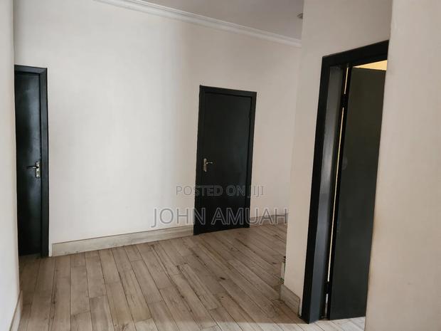 4bdrm House in Royal Palm Estate, Dawhenya for sale · Photo 6