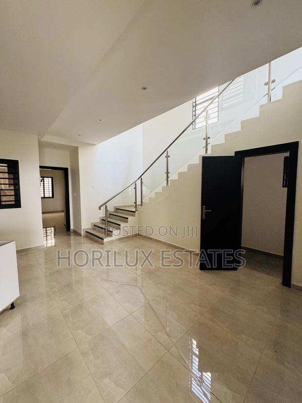 5bdrm Mansion in East Legon for sale · Photo 6