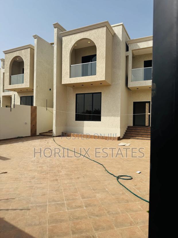 5bdrm Mansion in East Legon for sale · Photo 1