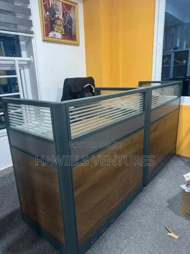Two in One Office Workstation Straight · Photo 1