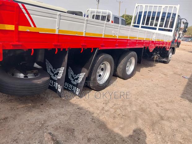 Hyundai 5ton · Photo 5