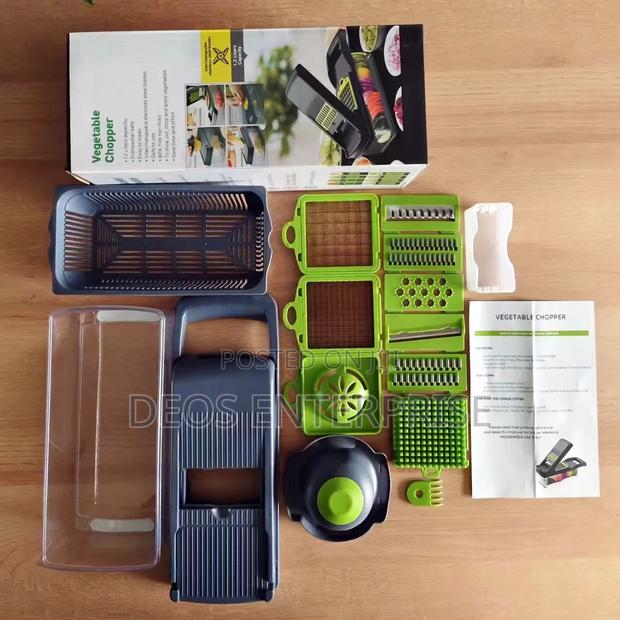 Multifunctional Vegetable Chopper · Photo 1