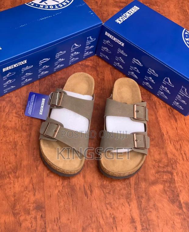 Birkenstock Arizona All Sizes and Colors · Photo 2