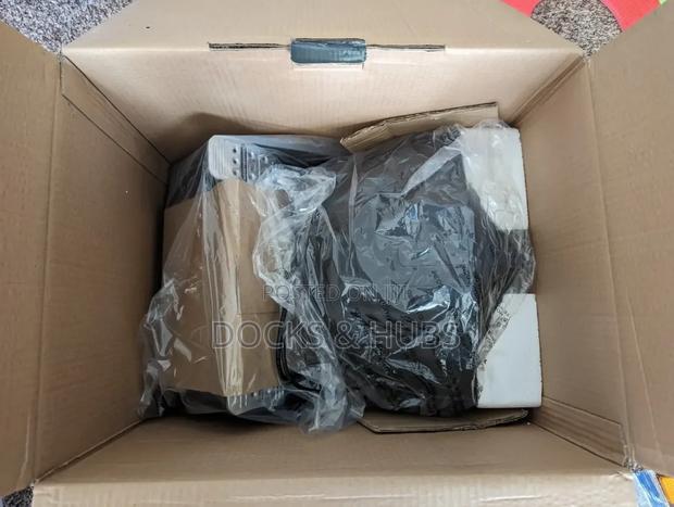 Thrustmaster T300 Ferrari Integral Racing Wheel Edition · Photo 4