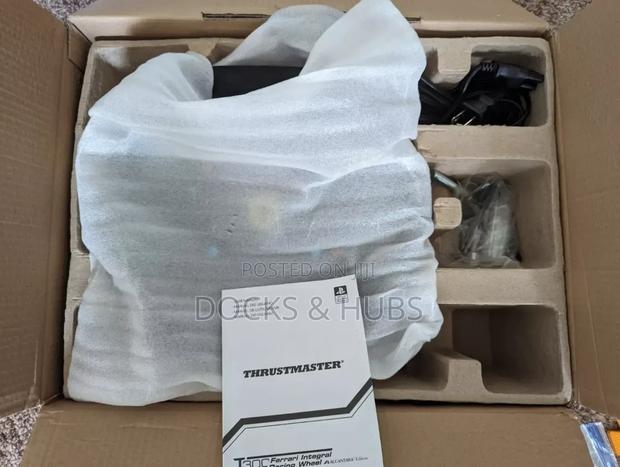 Thrustmaster T300 Ferrari Integral Racing Wheel Edition · Photo 3