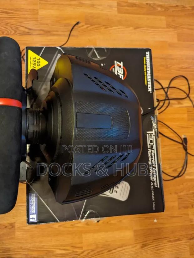 Thrustmaster T300 Ferrari Integral Racing Wheel Edition · Photo 2