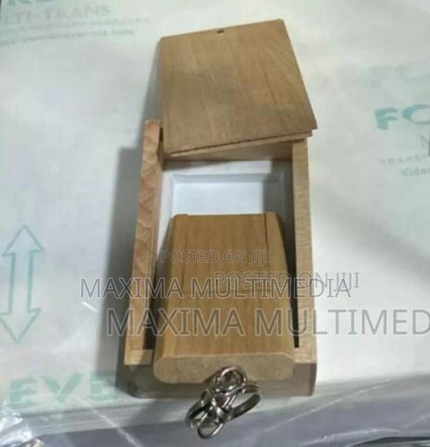 Bamboo Pen Drive for Customization . · Photo 2