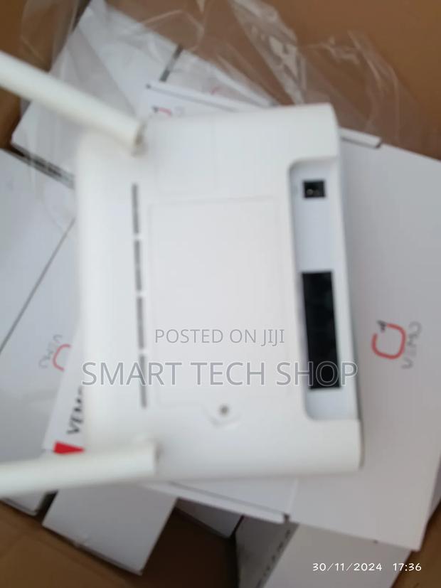 VEMO 4G Universal 4G Router, 32 Users, 20hr Batt, 300mbs · Photo 5