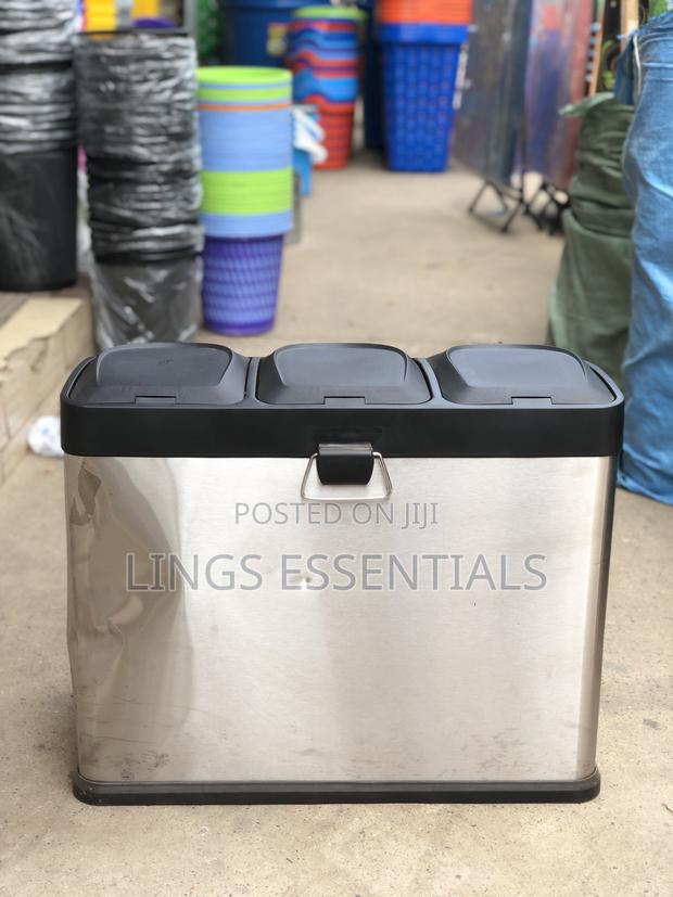 Pedal Dustbin · Photo 2