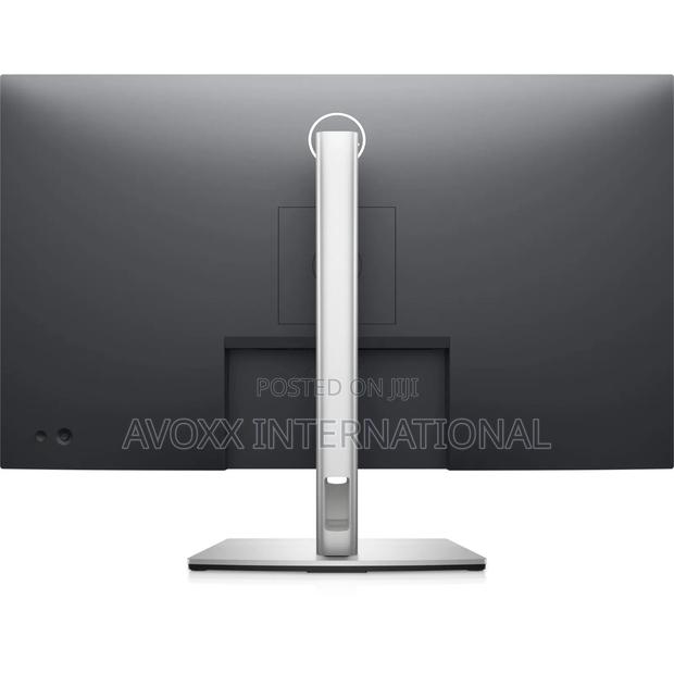 Dell P3221D 31.5", QHD Wide 1440p LCD Monitor - 16:9 - Black · Photo 3