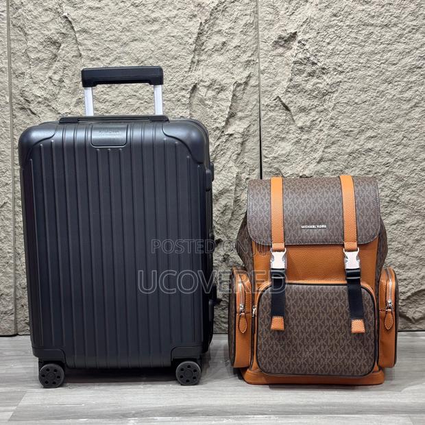 Designer Travel Set ( 20inch Suitcase + Backpack) · Photo 3