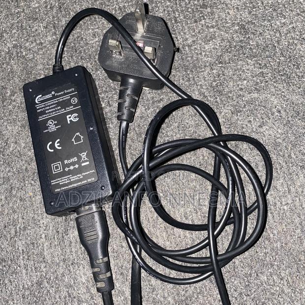 24w Adapter (Small Pin) · Photo 2