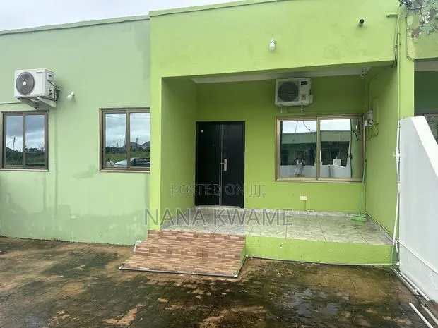 2bdrm House in Tema, Community 25 for sale · Photo 1