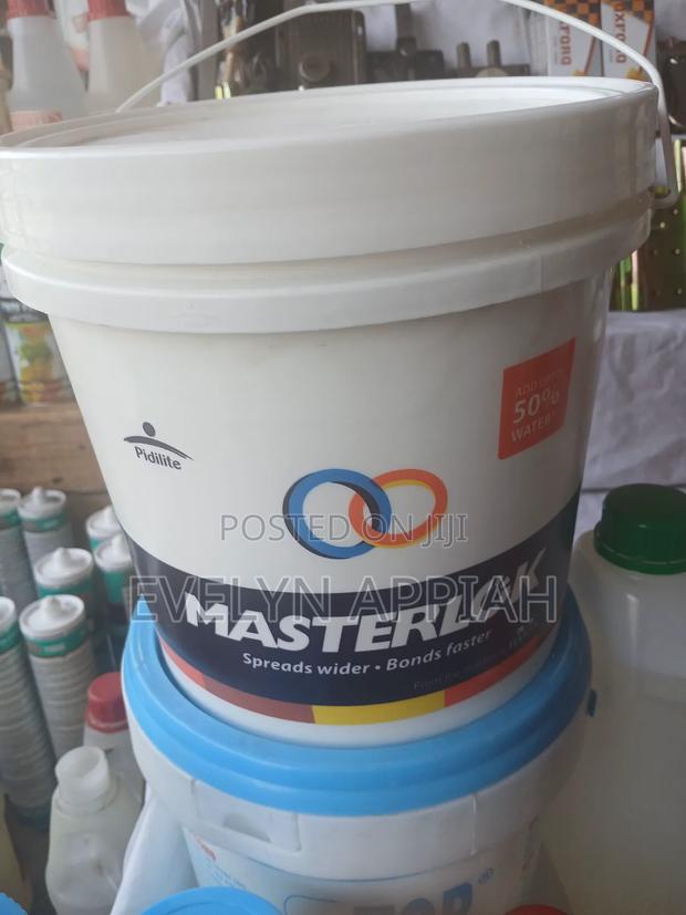 Masterlok Glue · Photo 1