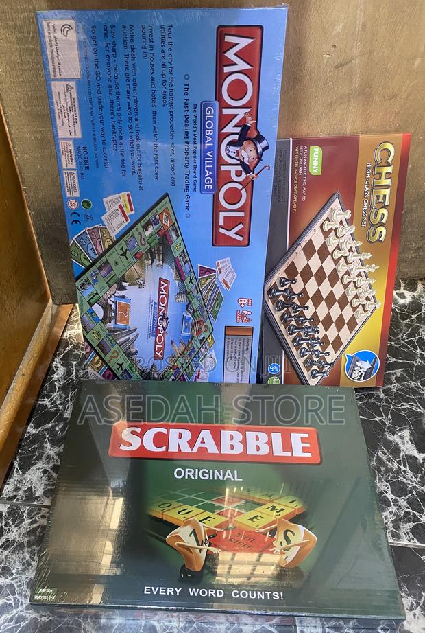 Monopoly, Scrabble and Chess Game · Photo 2