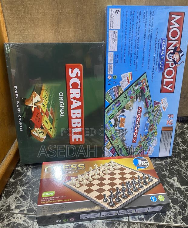 Monopoly, Scrabble and Chess Game · Photo 3