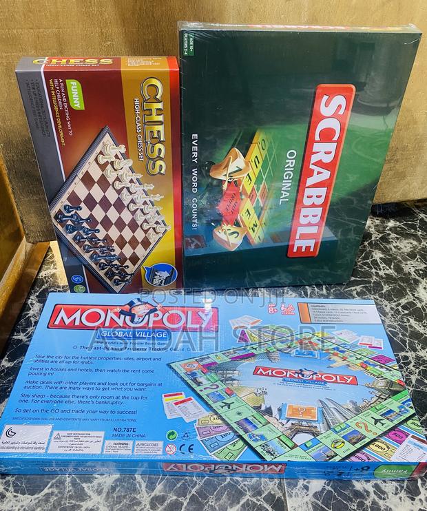 Monopoly, Scrabble and Chess Game · Photo 1
