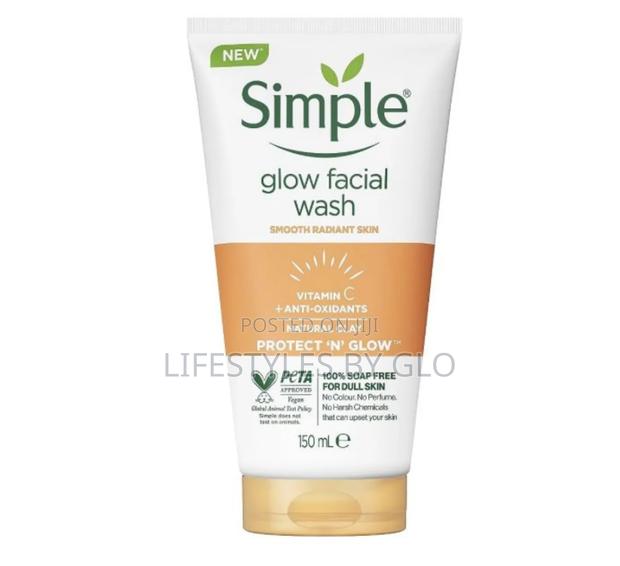 Simple Protect ‘N’ Glow Facial Wash · Photo 1