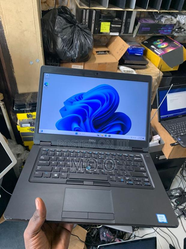 Laptop Dell Latitude 5490 8GB Intel Core I7 SSD 256GB · Photo 2