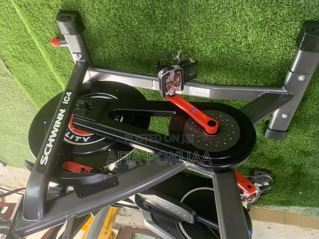 Schwinn Spin Bike · Photo 5
