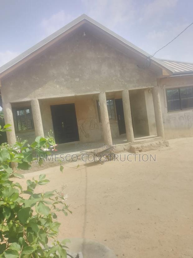 3bdrm Block of Flats in Jamesco Construction, Amasaman for sale · Photo 1