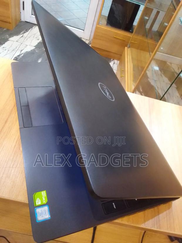 Laptop Dell Latitude 5501 16GB Intel Core I7 SSD 512GB · Photo 3