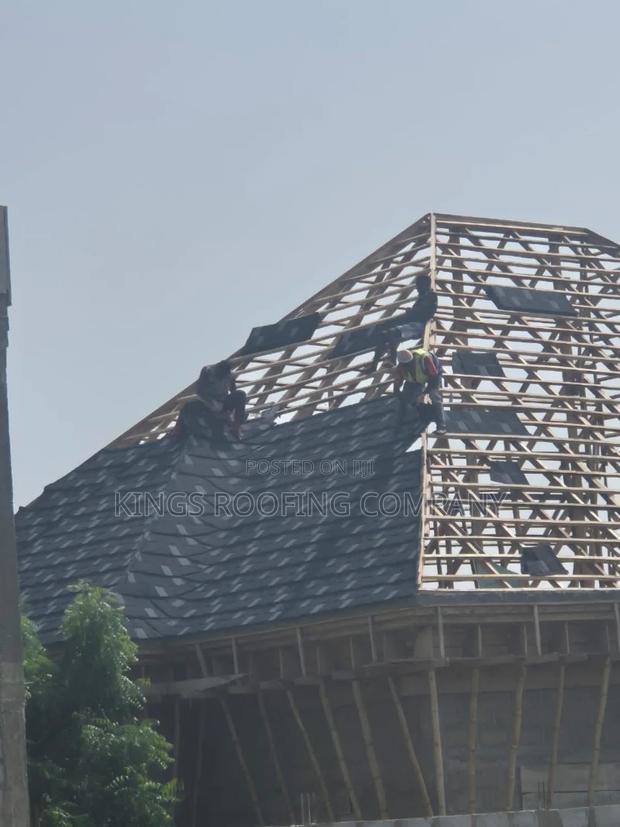 Strong Wood Structure for Euro-Tiles Roofing · Photo 2